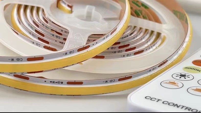90 CRI COB 560leds CCT LED Strip 8mm PCB สําหรับการประหยัดพลังงาน