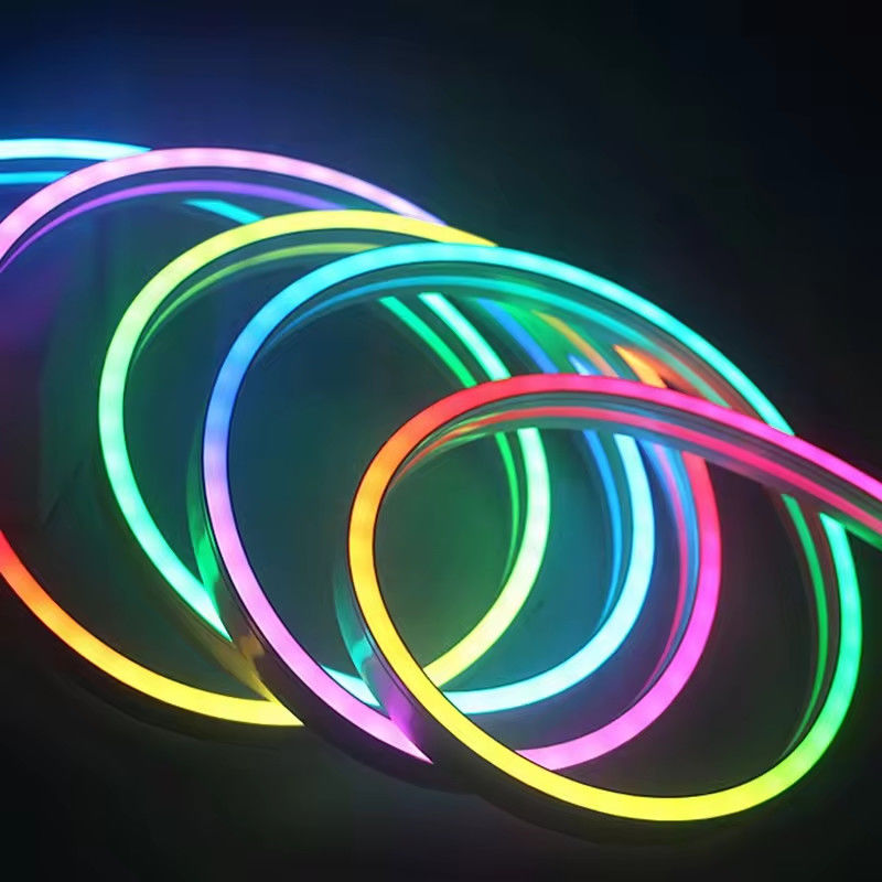 การออกแบบ DIY การเปลี่ยนสี RGBIC 24V ซิลิโคนท่อ Neon LED Strip Light Neon Rope สําหรับห้องเกมในยุโรป