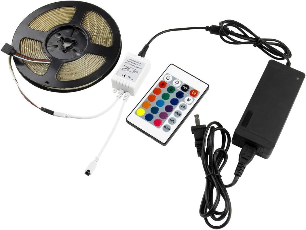 มุมรังสี 120 องศา RGB LED Strip 5M SMD5050 24 คีย์ IR Controller Strip ปรับความมืด