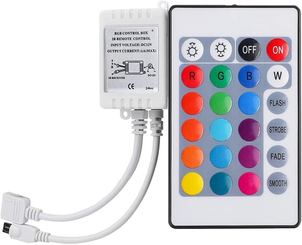 มุมรังสี 120 องศา RGB LED Strip 5M SMD5050 24 คีย์ IR Controller Strip ปรับความมืด