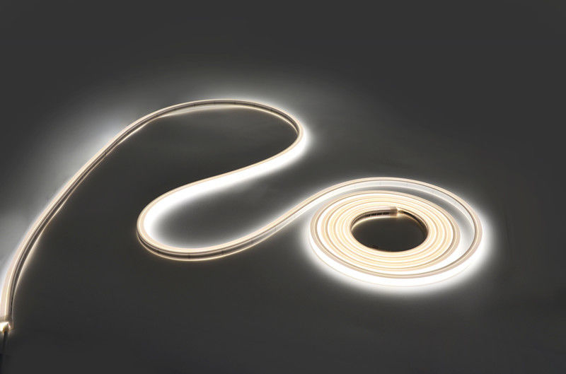 ไฟ LED เนออนซิลิโคนสีขาว 2700K ที่อบอุ่น มีสีออก 12W / m และอัตรากันน้ํา IP68