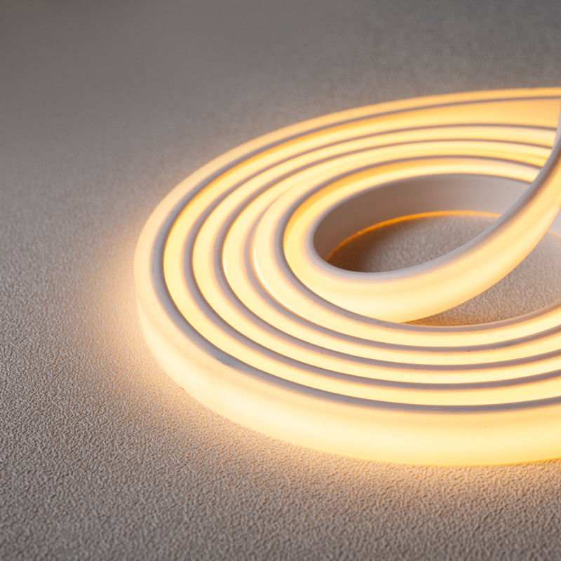 ไฟ LED เนออนซิลิโคนสีขาว 2700K ที่อบอุ่น มีสีออก 12W / m และอัตรากันน้ํา IP68