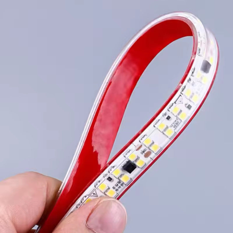 ไม่มีคนขับ ความดันสูง 220V ไม่มีคนขับ แผ่นแสงติดตัวเอง 240leds smd 2835 IP67 IP65 ไฟเส้นตกแต่ง