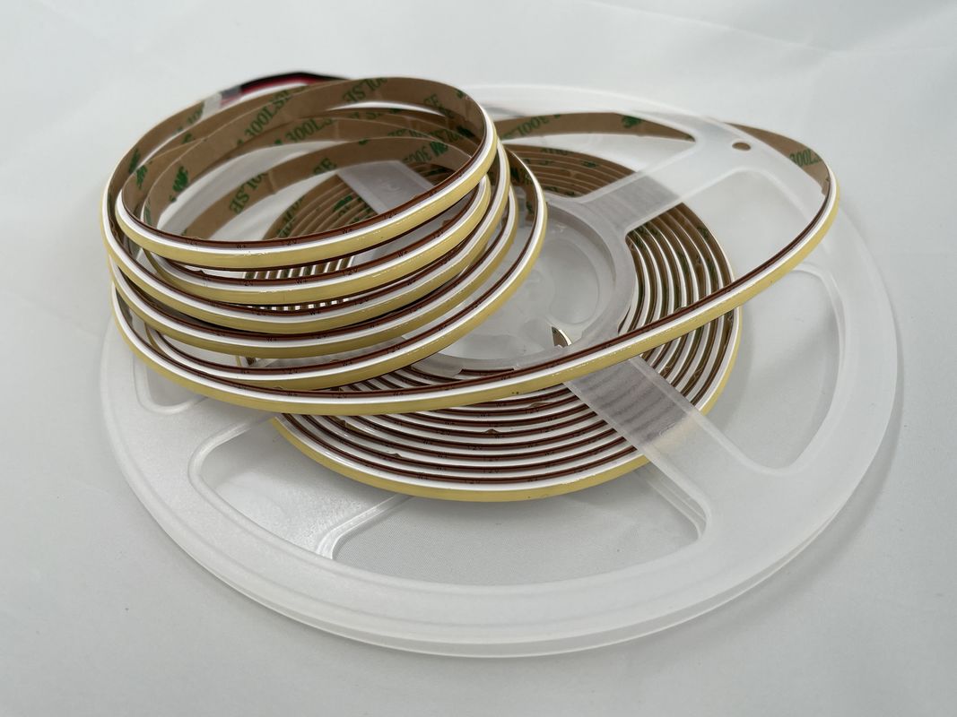 12V COB576Led/M 6.6MM ความกว้าง Dimmable 2700K ถึง 6500K CCT COB LED Strip การส่องแสงแบบยืดหยุ่น มีใบรับรอง CE