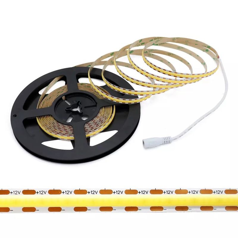 320Leds สาย LED แบบยืดหยุ่น สีขาว / สีขาวอบอุ่น DC24V ความกว้าง 8 มม