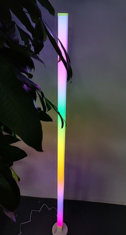 แสงตกแต่งห้องนอน 1.5m LED เปลี่ยนสี โคมไฟพื้นพร้อมรีโมท 2