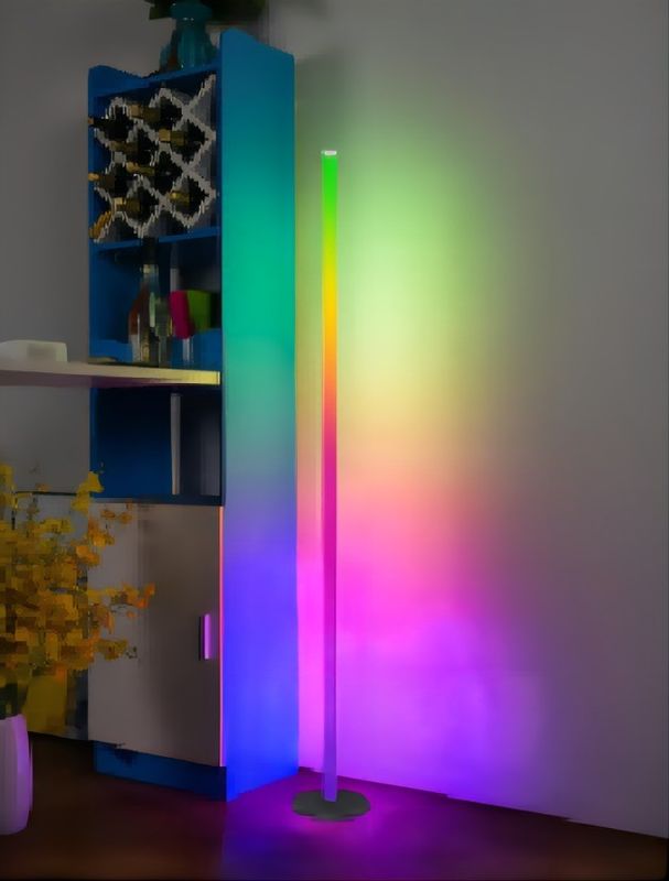 ยุโรป อพาร์ทเมนต์ ดีไซน์โมเดิร์น โปรเจคชั่นตะวันตก ไฟพื้น LED สําหรับตกแต่งห้องนั่งเล่น