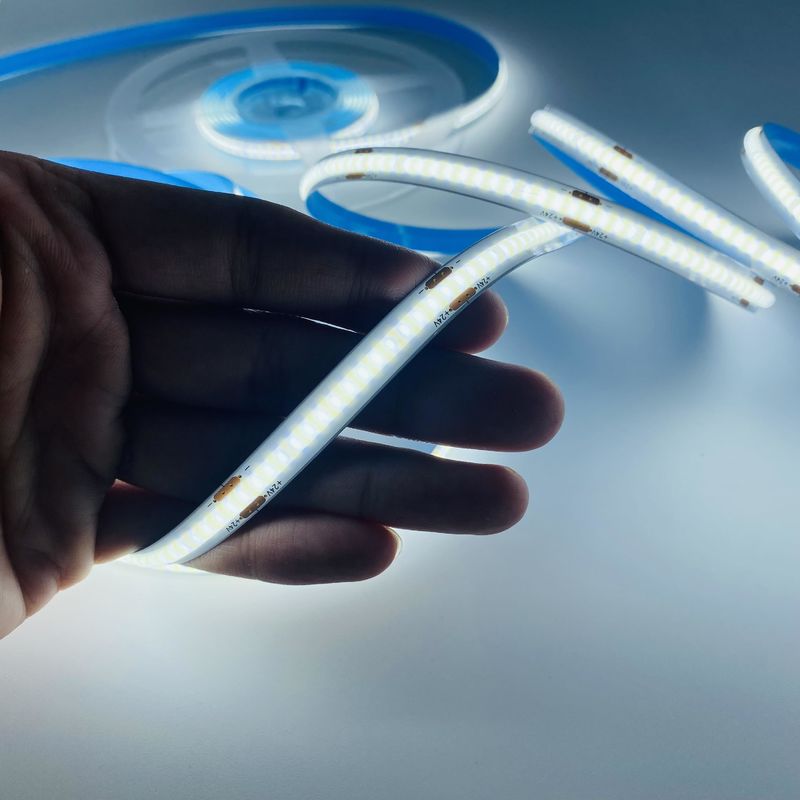 ผลิตภัณฑ์ Cob LED Strip Light CRI 90 8MM 5MM ยาว Double PCB -45 50 อุณหภูมิทํางาน