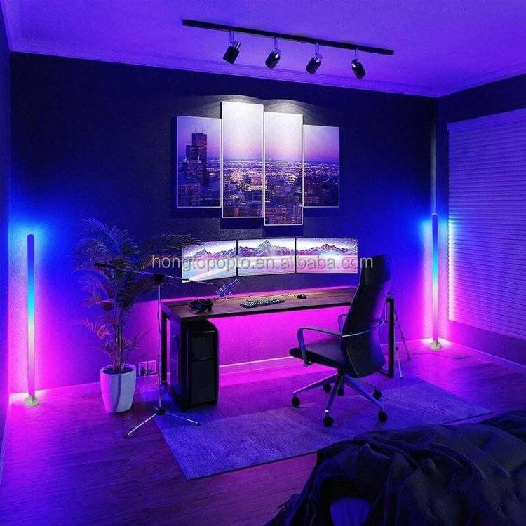 บรรยากาศ Smart Bluetooth Led Floor Lamp พร้อม USB Port และไฟพื้นที่ยืนที่สามารถดับได้