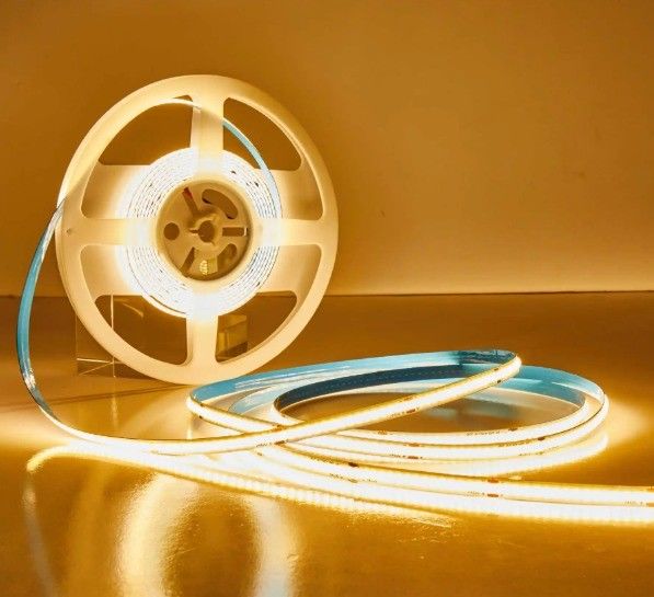 ประหยัดพลังงาน IP20 COB LED Strip Light 8mm PCB 300 ชิปต่อเมตร พร้อมแสง 800lm