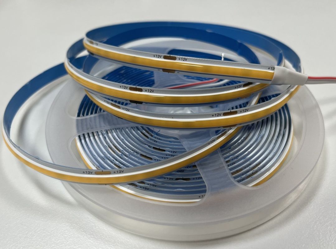 ประหยัดพลังงาน IP20 COB LED Strip Light 8mm PCB 300 ชิปต่อเมตร พร้อมแสง 800lm