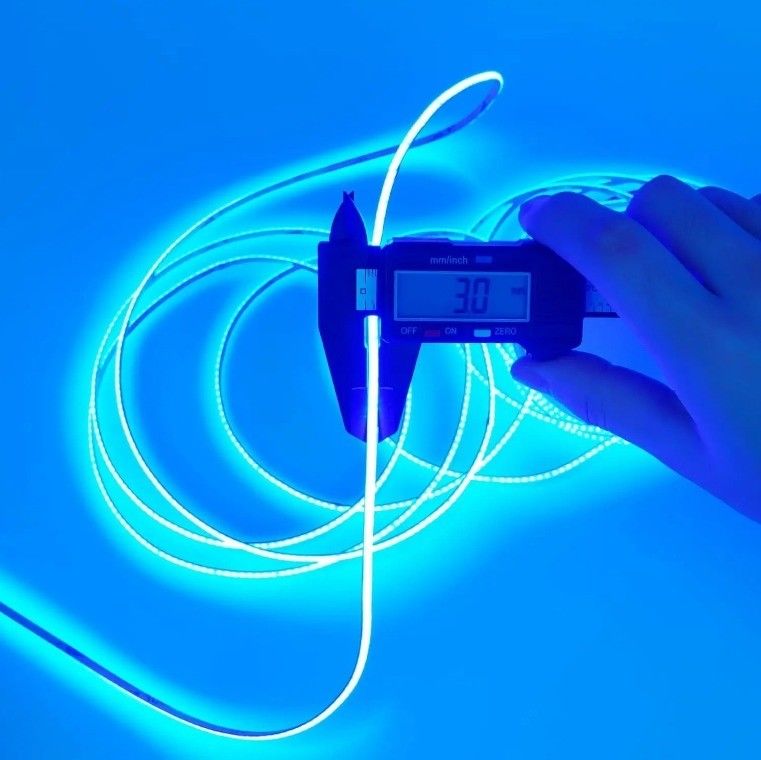 DC 12V 24V 5V Ultra Narrow 3mm Dotless COB LED Strip Light สําหรับการส่องแสงแบบยืดหยุ่น